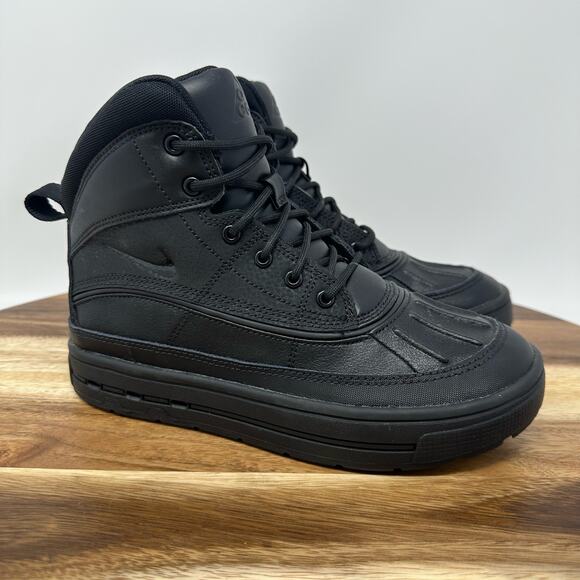 Nike Woodside 2 High ACG Kids Waterproof Boots Size 4Y Black 524872-004 - Picture 1 of 8